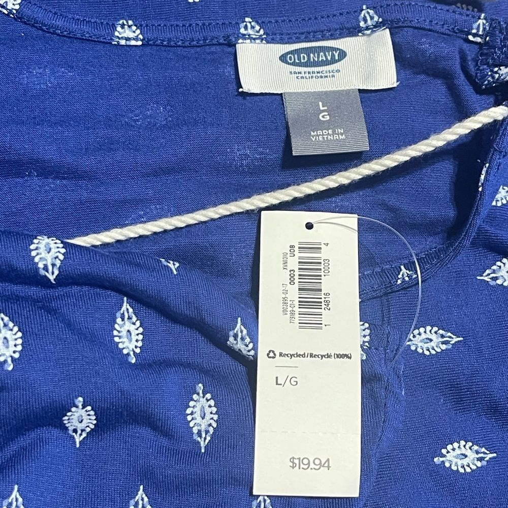 OLD NAVY blue/white tank top. Size L. - Picture 6 of 6